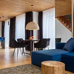 Chalet Agate &